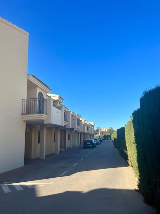 Club Salino 18 Appartement Torrevieja Buitenkant foto