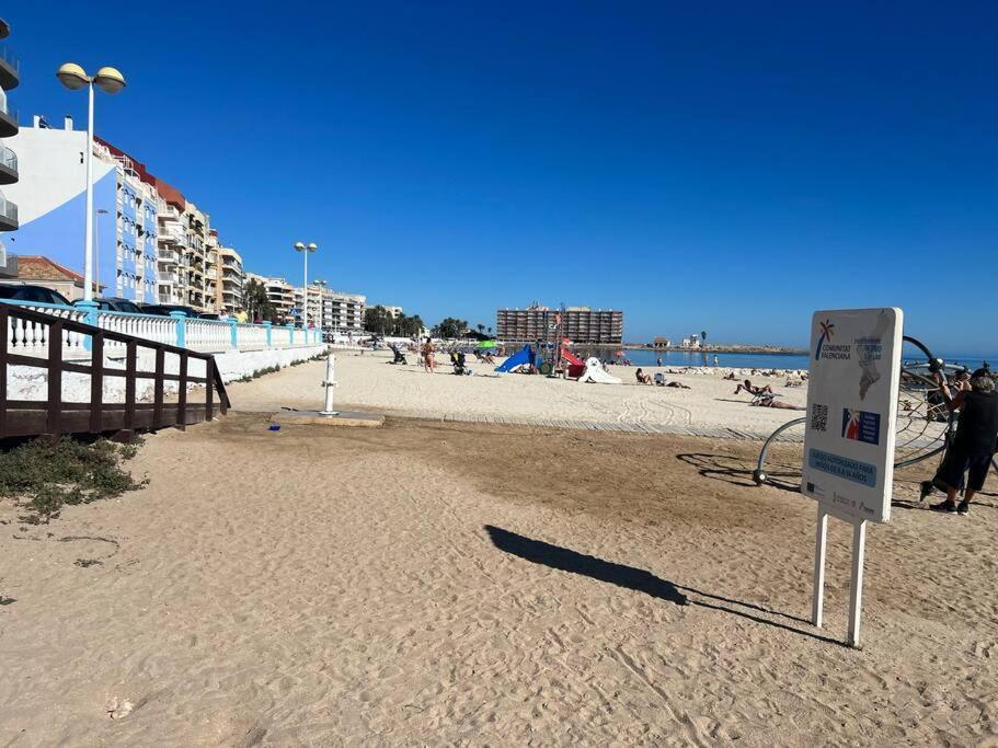 Club Salino 18 Appartement Torrevieja Buitenkant foto